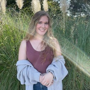 Meet your Posher, Emily